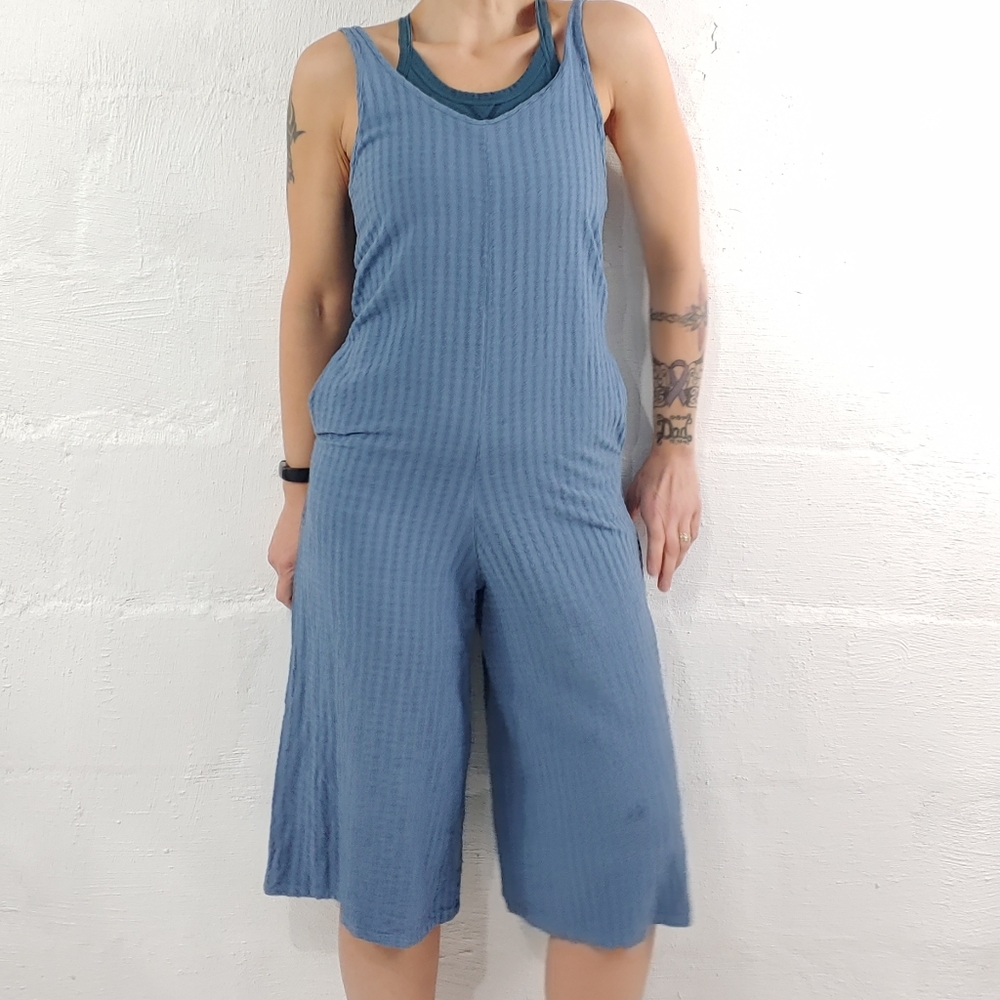 AMADI SHORTS ROMPER - Picture 6 of 16